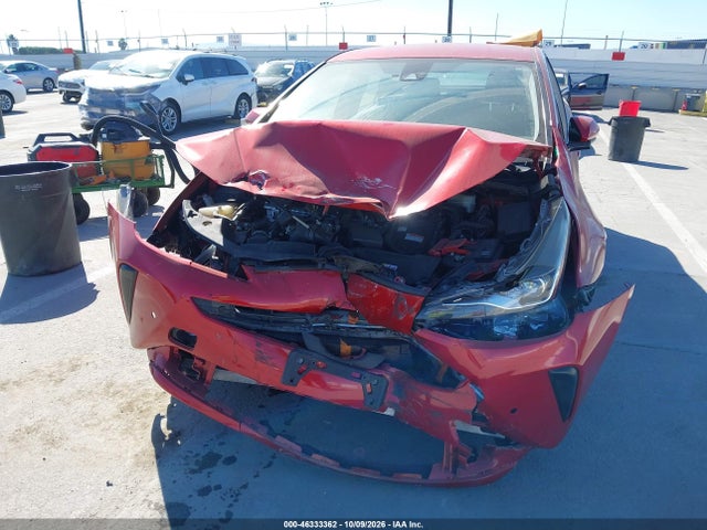 JTDKARFU3K3076222 Toyota Prius Le