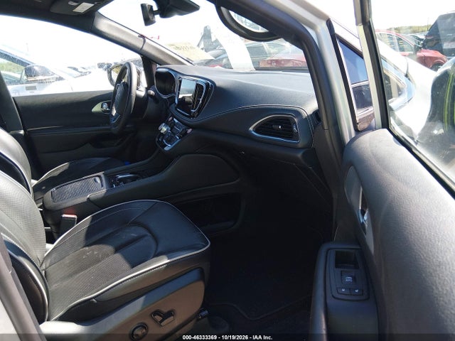 Продажа на аукционе авто 2026 Chrysler Pacifica Limited, vin: 2C4RC1GG8TR193063, номер лота: 46333369