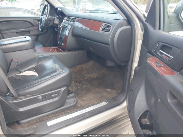 Aukcja sprzedaży 2010 Chevrolet Tahoe Ltz, vin: 1GNUKCE01AR103289, numer aukcji: 46333426