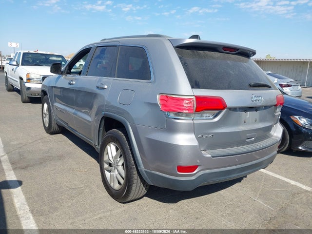 Jeep Grand Cherokee Laredo E 4x4 2018 1C4RJFAG1JC267361 Image 3