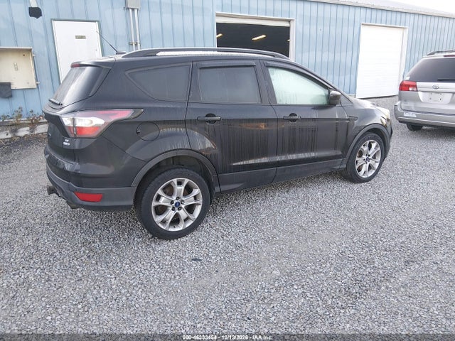 46333454 :رقم المزاد ، 1FMCU9G91HUA91676 vin ، 2017 Ford Escape Se مزاد بيع