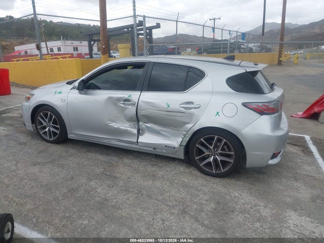 Lexus CT 200H 2015 JTHKD5BH5F2231615 Image 14