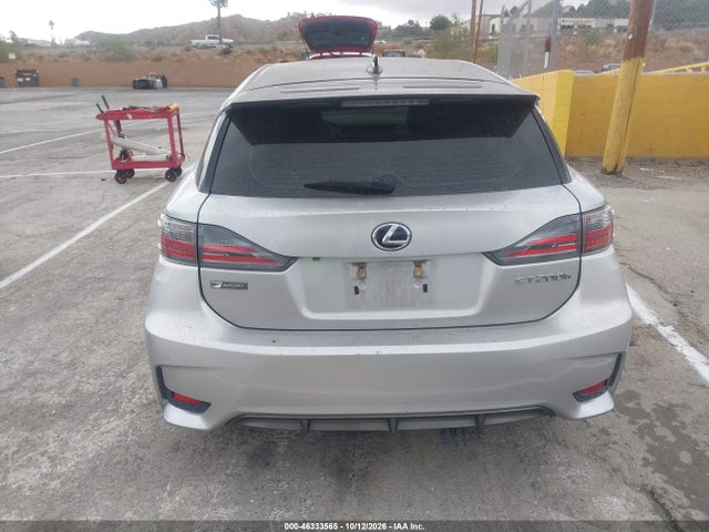 Lexus CT 200H 2015 JTHKD5BH5F2231615 Image 16