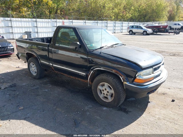 2000 Chevrolet S-10 Ls მანქანა იყიდება აუქციონზე, vin: 1GCDT14W8YK204526, აუქციონის ნომერი: 46333566
