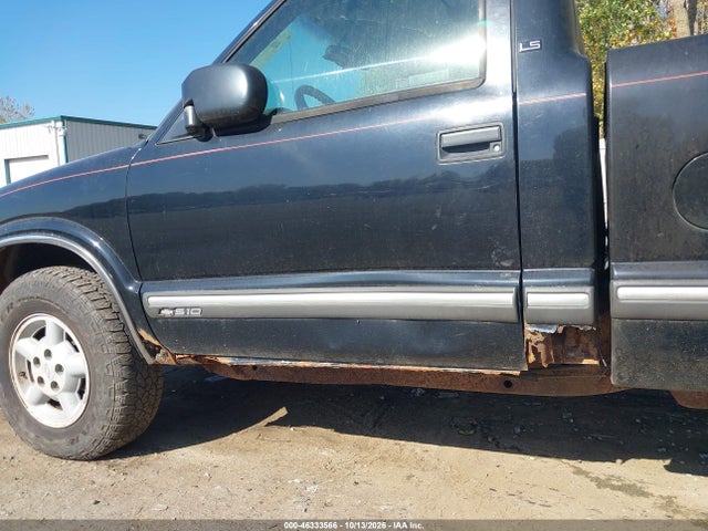 Продажа на аукционе авто 2000 Chevrolet S-10 Ls, vin: 1GCDT14W8YK204526, номер лота: 46333566
