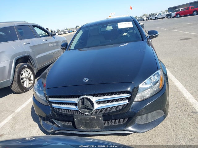 55SWF4JB6JU253664 Mercedes-Benz C 300