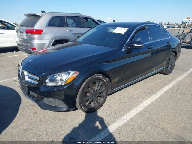 55SWF4JB6JU253664 Mercedes-Benz C 300