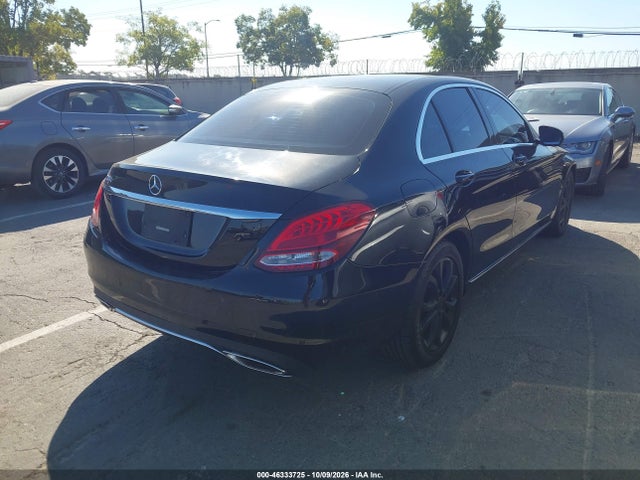 55SWF4JB6JU253664 Mercedes-Benz C 300