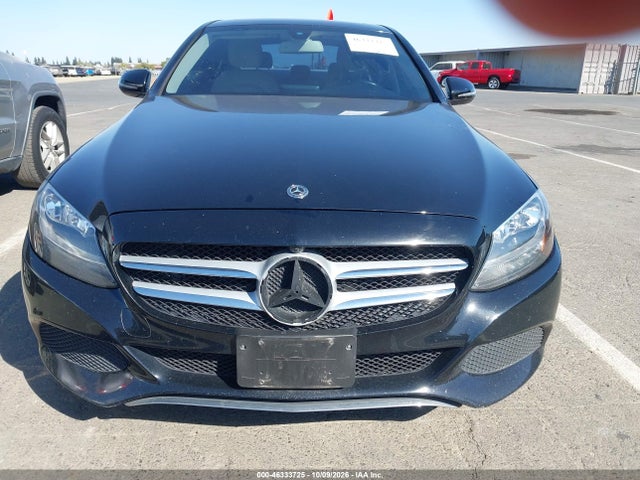 55SWF4JB6JU253664 Mercedes-Benz C 300