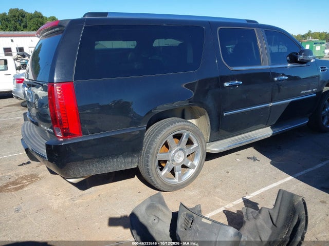 2010 Cadillac Escalade Esv Luxury მანქანა იყიდება აუქციონზე, vin: 1GYUCHEF9AR118978, აუქციონის ნომერი: 46333846