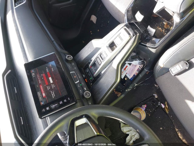 Продажа на аукционе авто 2019 Honda Clarity Plug-in Hybrid, vin: JHMZC5F14KC001776, номер лота: 46333943