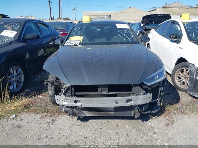 WAUENCF52JA022358 Audi A5 2.0t Premium