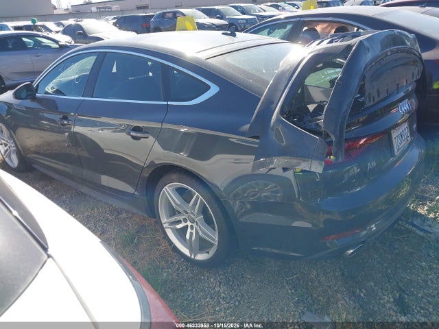 WAUENCF52JA022358 Audi A5 2.0t Premium