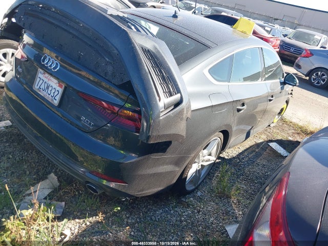 WAUENCF52JA022358 Audi A5 2.0t Premium
