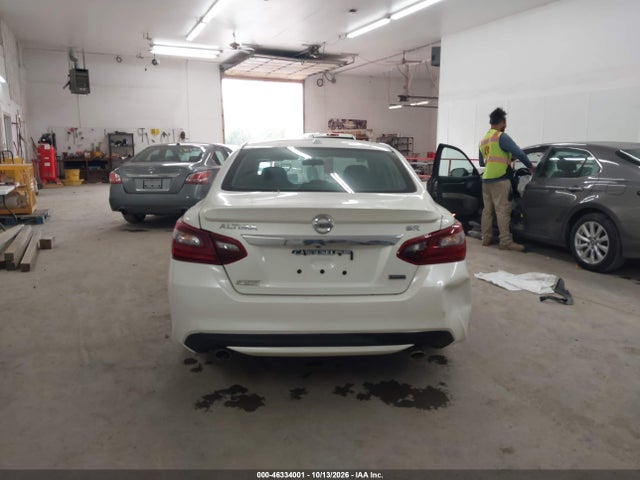 2018 Nissan Altima 2.5 Sr მანქანა იყიდება აუქციონზე, vin: 1N4AL3AP3JC282911, აუქციონის ნომერი: 46334001