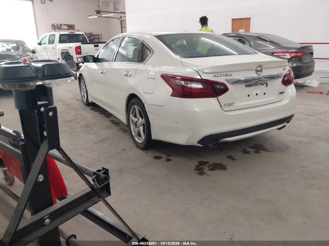 2018 Nissan Altima 2.5 Sr მანქანა იყიდება აუქციონზე, vin: 1N4AL3AP3JC282911, აუქციონის ნომერი: 46334001