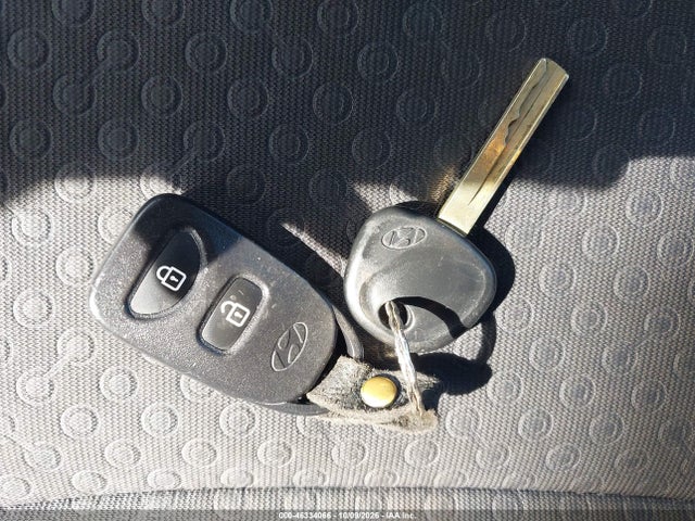 Продажа на аукционе авто 2013 Hyundai Accent Se, vin: KMHCU5AEXDU077235, номер лота: 46334066