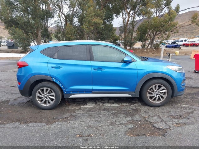 KM8J33A40JU725635 Hyundai TUCSON SEL