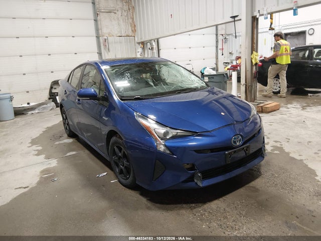 46334183 :رقم المزاد ، JTDKARFU0J3552392 vin ، 2018 Toyota Prius Four مزاد بيع