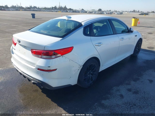 KIA Optima Lx 2017 5XXGT4L3XHG174025 Image 4