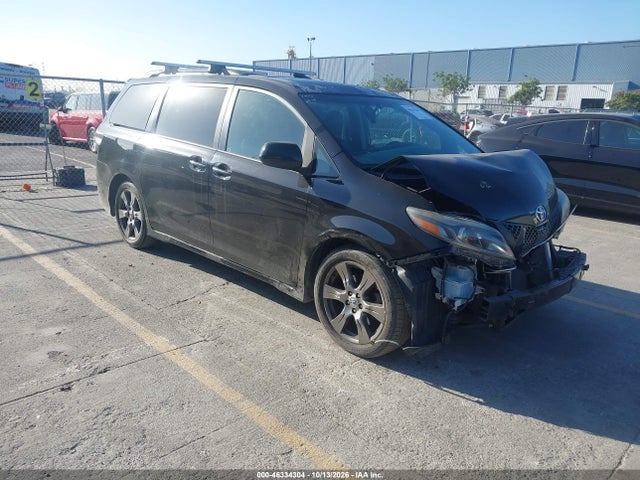 Продаж на аукціоні авто 2017 Toyota Sienna Se 8 Passenger, vin: 5TDXZ3DC3HS857822, номер лоту: 46334304