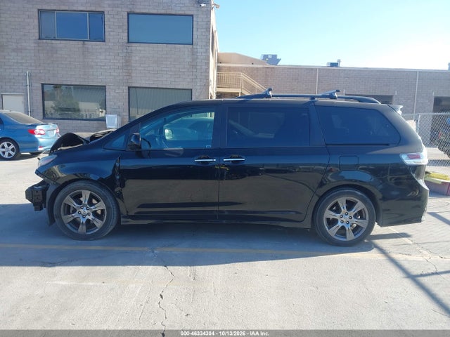 Продаж на аукціоні авто 2017 Toyota Sienna Se 8 Passenger, vin: 5TDXZ3DC3HS857822, номер лоту: 46334304