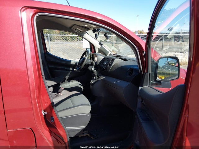 46334351 :رقم المزاد ، 3N6CM0KN5HK717912 vin ، 2017 Nissan Nv200 S مزاد بيع