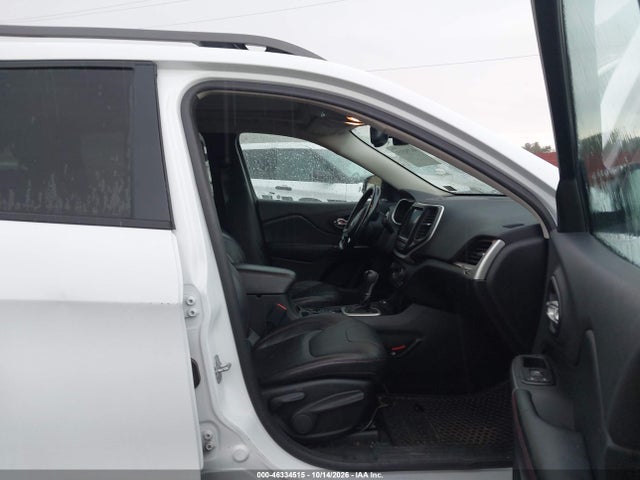 2014 Jeep Cherokee Trailhawk მანქანა იყიდება აუქციონზე, vin: 1C4PJMBS2EW156675, აუქციონის ნომერი: 46334515