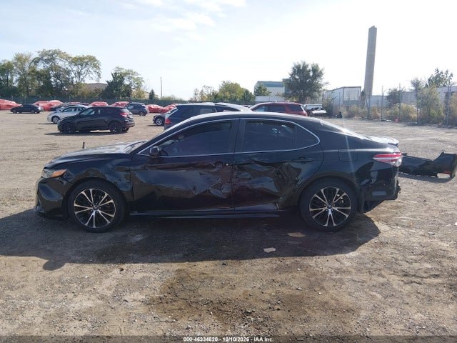 Продаж на аукціоні авто 2018 Toyota Camry Se, vin: 4T1B11HK0JU026136, номер лоту: 46334620