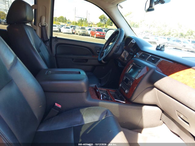 Продаж на аукціоні авто 2010 Chevrolet Suburban 1500 Ltz, vin: 1GNUKKE31AR152870, номер лоту: 46334688