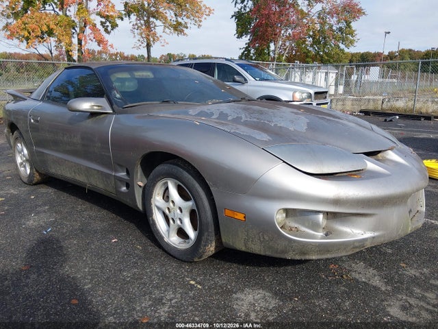 46334709 :رقم المزاد ، 2G2FS22K9X2203240 vin ، 1999 Pontiac Firebird مزاد بيع
