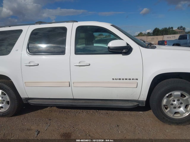 Chevrolet Suburban 1500 Lt 2014 1GNSCJE09ER209696 Image 13