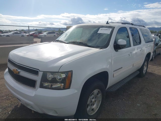 Chevrolet Suburban 1500 Lt 2014 1GNSCJE09ER209696 Image 2