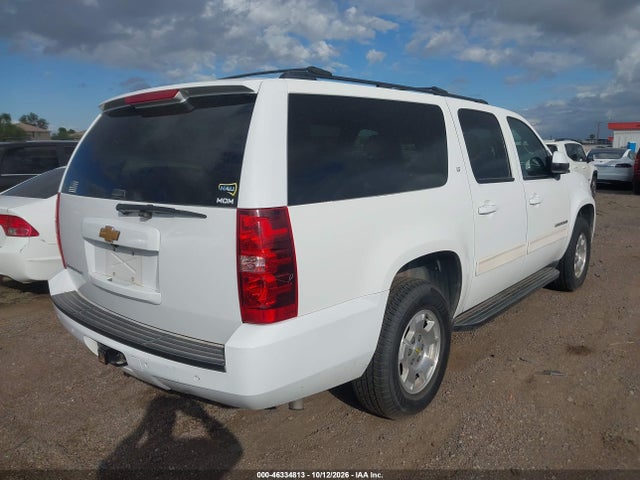 Chevrolet Suburban 1500 Lt 2014 1GNSCJE09ER209696 Image 4