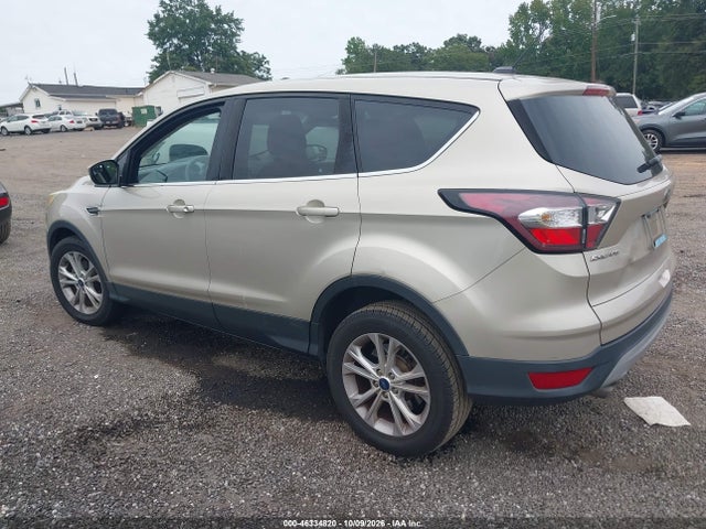 46334820 :رقم المزاد ، 1FMCU0GDXHUB41488 vin ، 2017 Ford Escape Se مزاد بيع