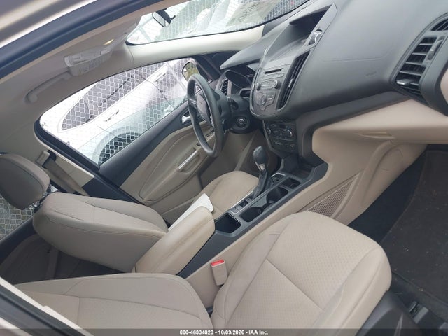 46334820 :رقم المزاد ، 1FMCU0GDXHUB41488 vin ، 2017 Ford Escape Se مزاد بيع