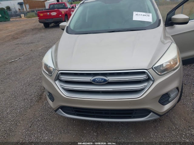 46334820 :رقم المزاد ، 1FMCU0GDXHUB41488 vin ، 2017 Ford Escape Se مزاد بيع
