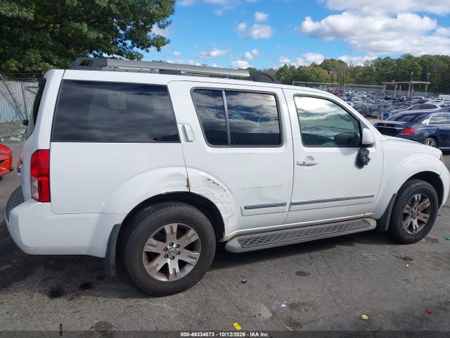 2011 Nissan Pathfinder Silver მანქანა იყიდება აუქციონზე, vin: 5N1AR1NB2BC611333, აუქციონის ნომერი: 46334873