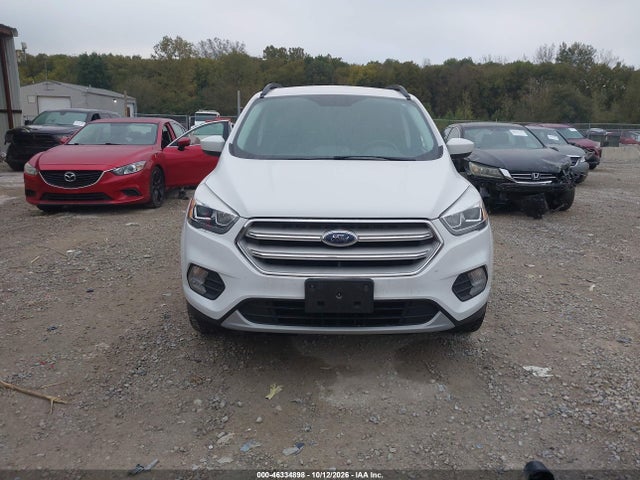 46334898 :رقم المزاد ، 1FMCU9HD2JUC68616 vin ، 2018 Ford Escape Sel مزاد بيع