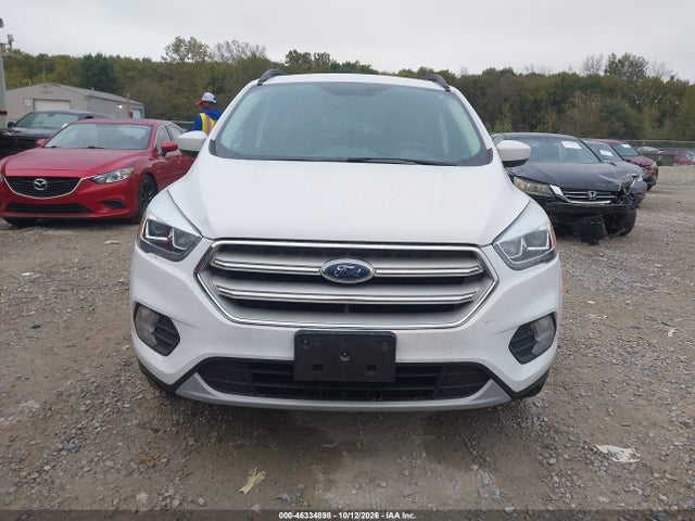 46334898 :رقم المزاد ، 1FMCU9HD2JUC68616 vin ، 2018 Ford Escape Sel مزاد بيع