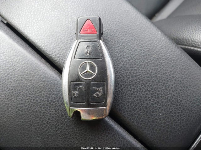 46335111 :رقم المزاد ، WDDGF8AB0DG148826 vin ، 2013 Mercedes-benz C 300 Luxury 4matic مزاد بيع