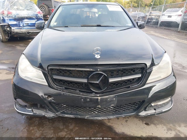 46335111 :رقم المزاد ، WDDGF8AB0DG148826 vin ، 2013 Mercedes-benz C 300 Luxury 4matic مزاد بيع