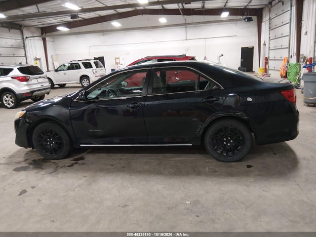 46335190 :رقم المزاد ، 4T4BF1FK5DR318699 vin ، 2013 Toyota Camry Le مزاد بيع