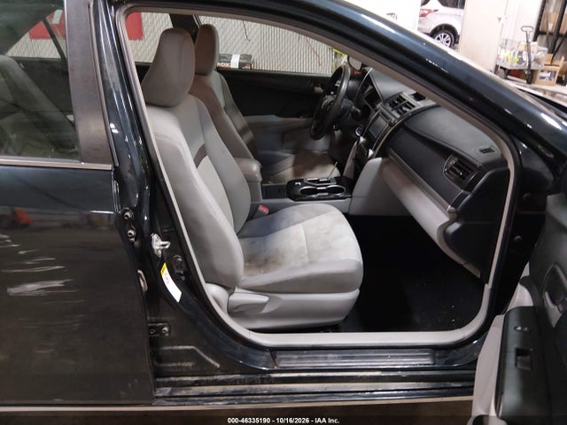 46335190 :رقم المزاد ، 4T4BF1FK5DR318699 vin ، 2013 Toyota Camry Le مزاد بيع