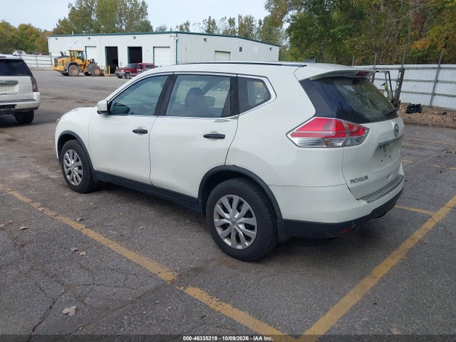 2016 Nissan Rogue S მანქანა იყიდება აუქციონზე, vin: JN8AT2MT2GW001545, აუქციონის ნომერი: 46335219