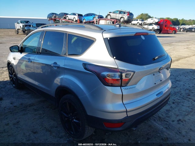 Продажа на аукционе авто 2017 Ford Escape Se, vin: 1FMCU0GD8HUA88368, номер лота: 46335233