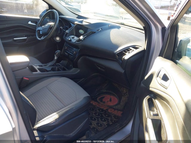 Продажа на аукционе авто 2017 Ford Escape Se, vin: 1FMCU0GD8HUA88368, номер лота: 46335233
