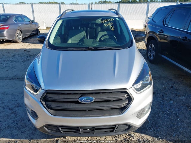 Продажа на аукционе авто 2017 Ford Escape Se, vin: 1FMCU0GD8HUA88368, номер лота: 46335233
