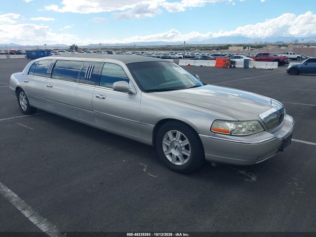 46335393 :رقم المزاد ، 2L1FL8JWXBX752793 vin ، 2011 Lincoln Town Car Executive مزاد بيع