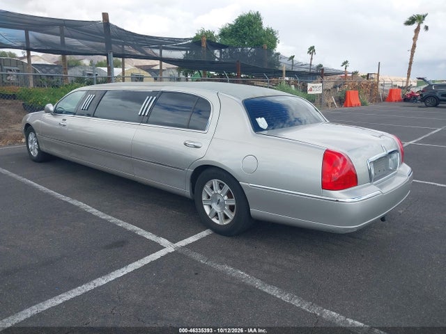 46335393 :رقم المزاد ، 2L1FL8JWXBX752793 vin ، 2011 Lincoln Town Car Executive مزاد بيع